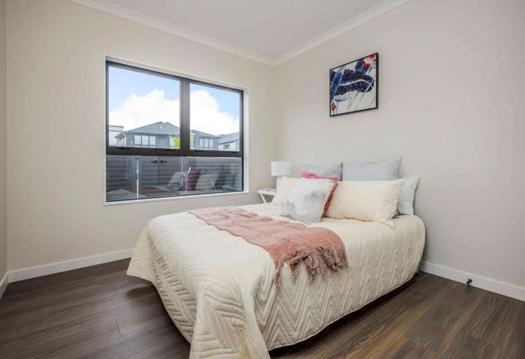 2 Morepork Street Flat Bush_4