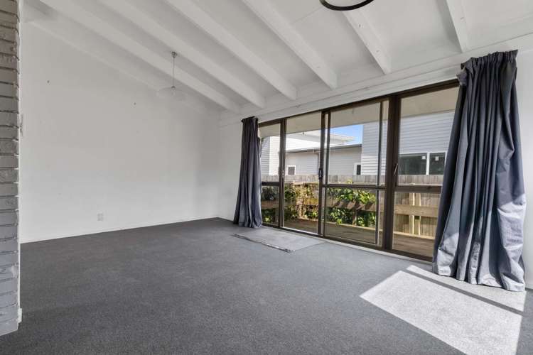 11b Ian Street Koutu_1