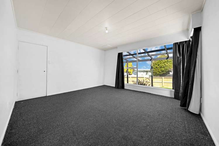 37 McDivitt Street Manurewa_23