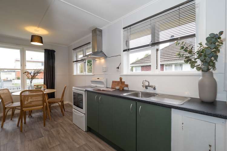 2 Davis Crescent Netherby_2