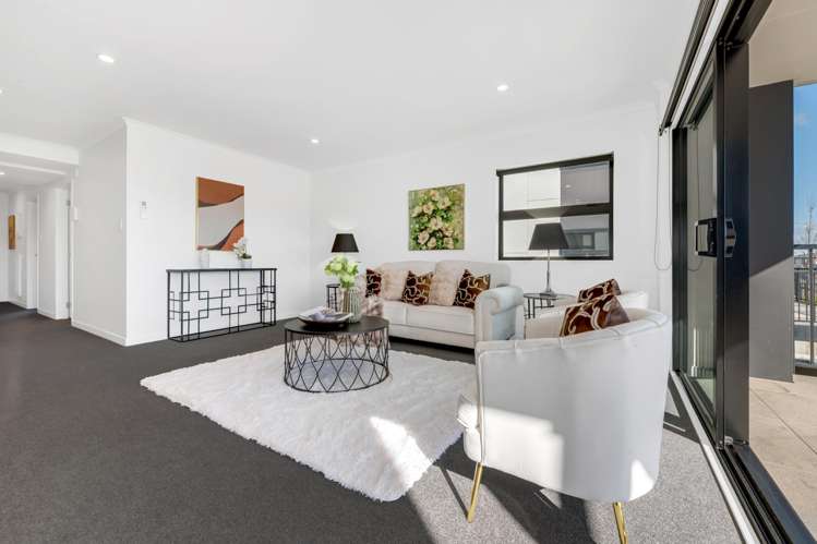 101/28 Shortfin Place Flat Bush_5
