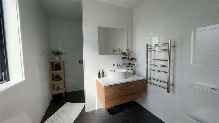 138 Karanui Road Kamo_8