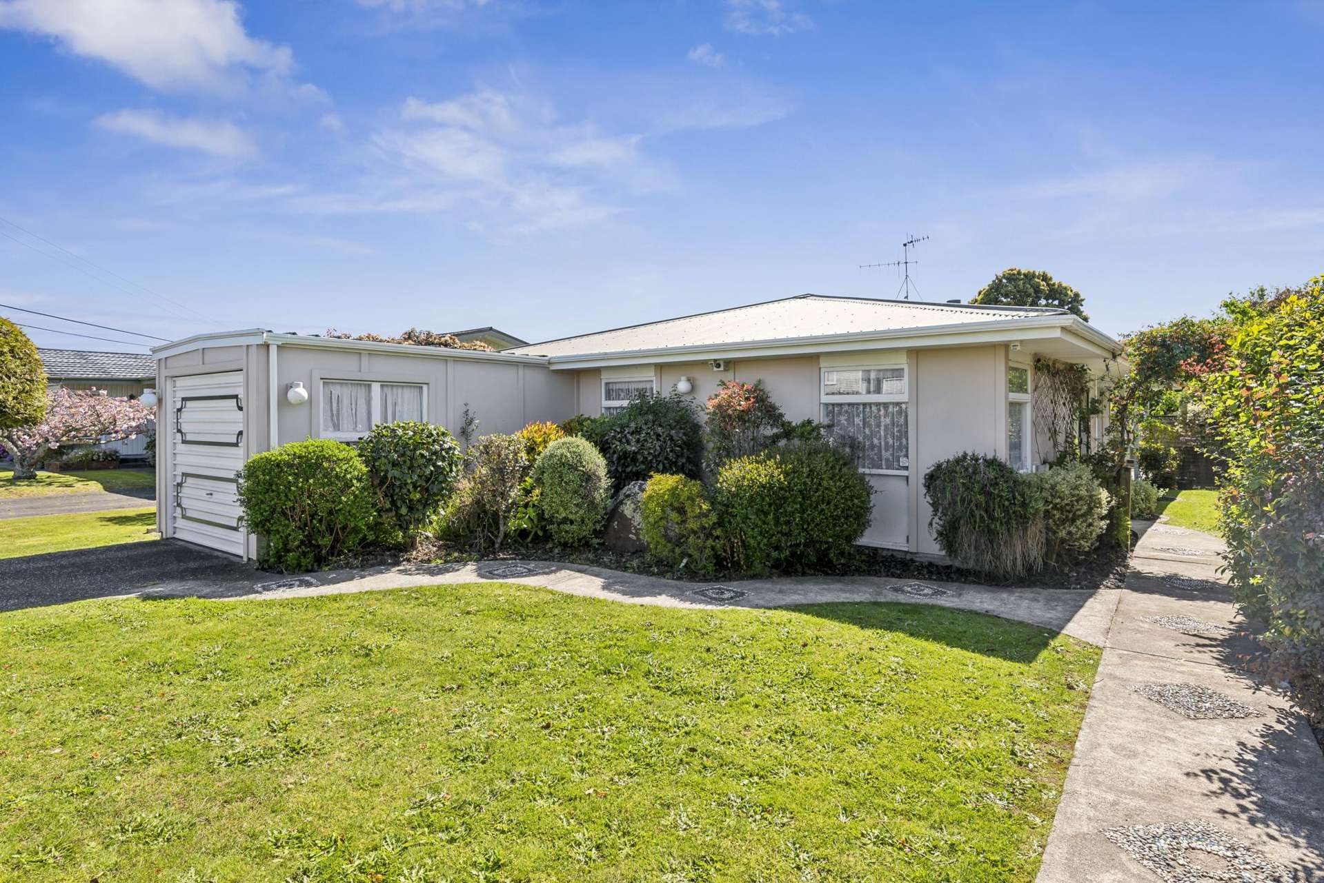 35 Gray Avenue Paraparaumu Beach_0