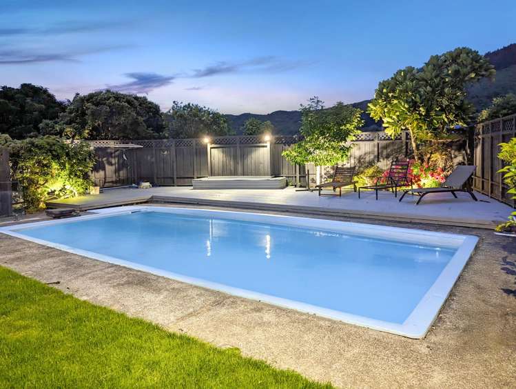 7 Tui Terrace Tawa_14