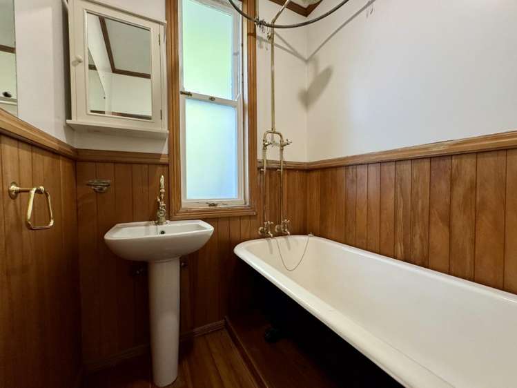 35 Cornwall Park Avenue Epsom_6
