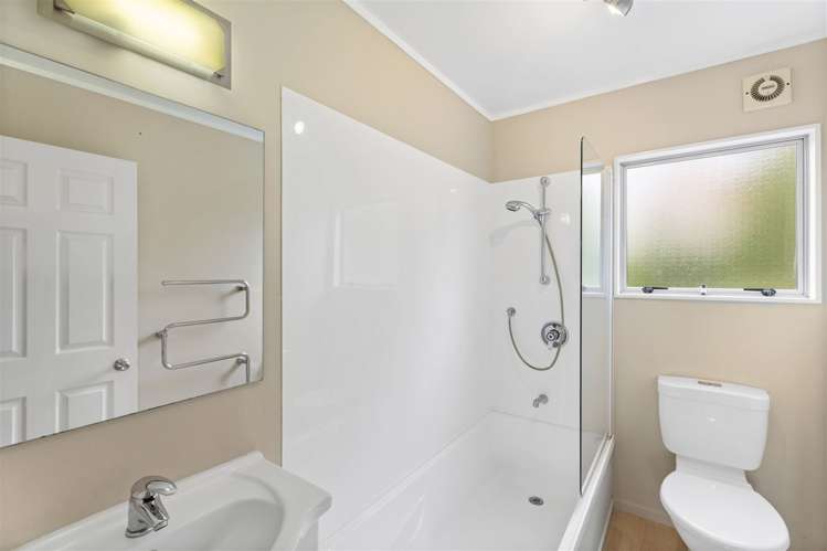 22 Tenbless Court Unsworth Heights_15