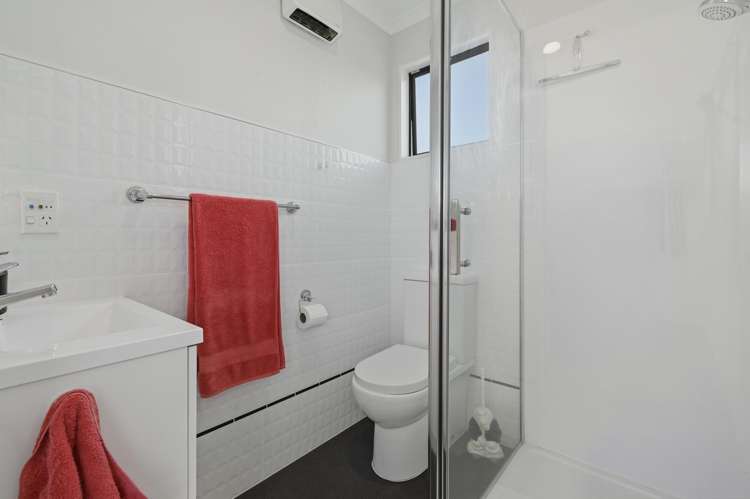 64B Sixteenth Avenue Avenues_8