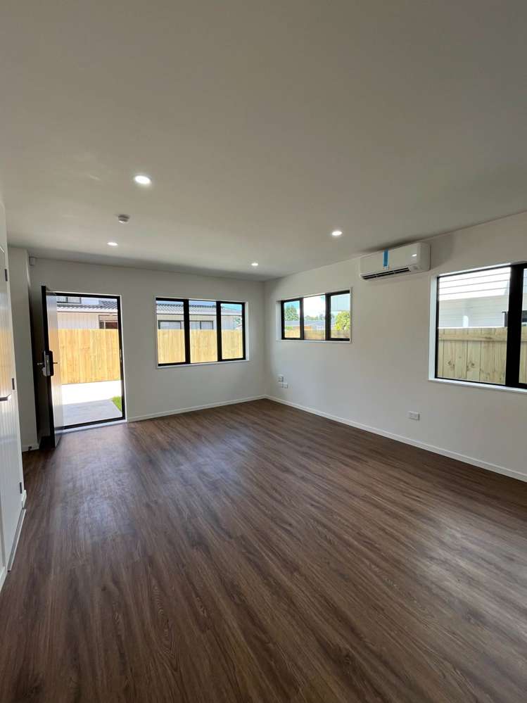 7E Chelburn Crescent Mangere East_3