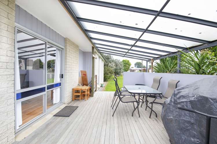 30 Sutton Avenue Clive_1