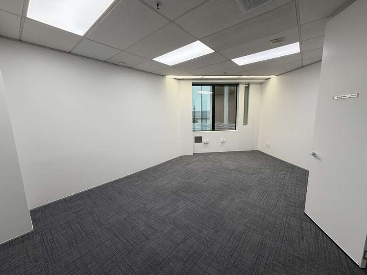 Part Level 4, 99 Customhouse Quay Wellington Central_2