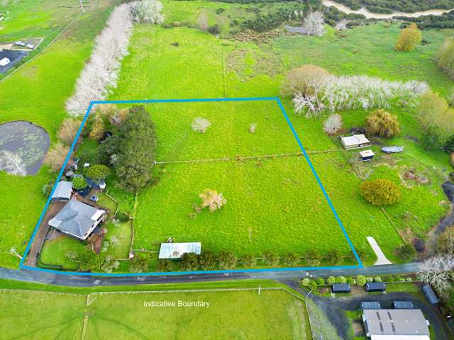 Lifestyle Opportunity on the Silverdale Border
