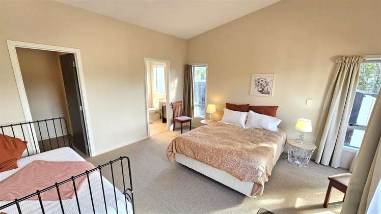 143 The Fairway Matarangi_13