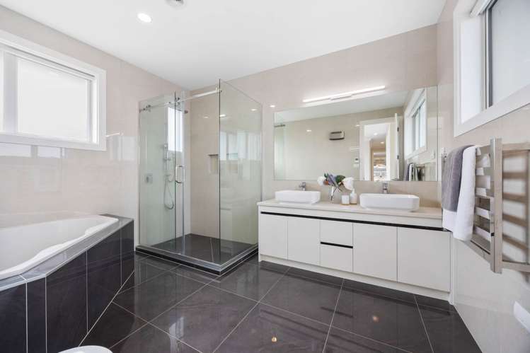 24 Priestley Drive Bucklands Beach_25