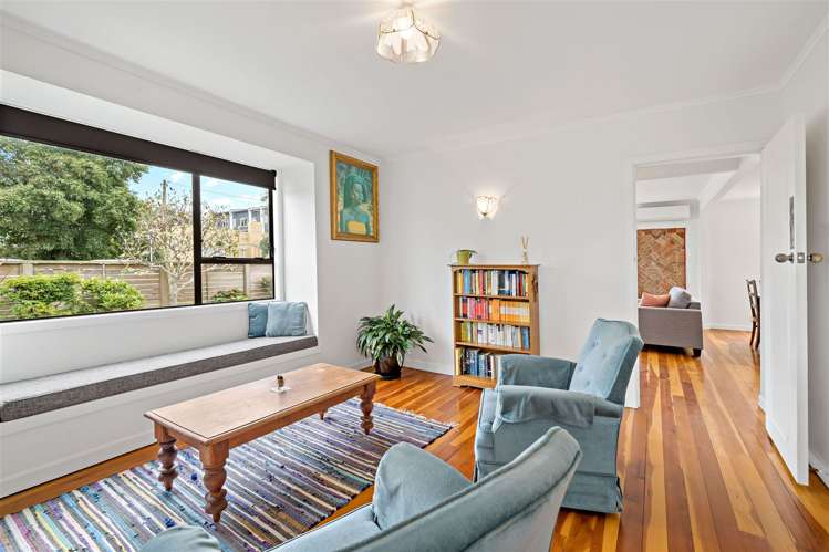 1/20 Lomond Street Takapuna_9