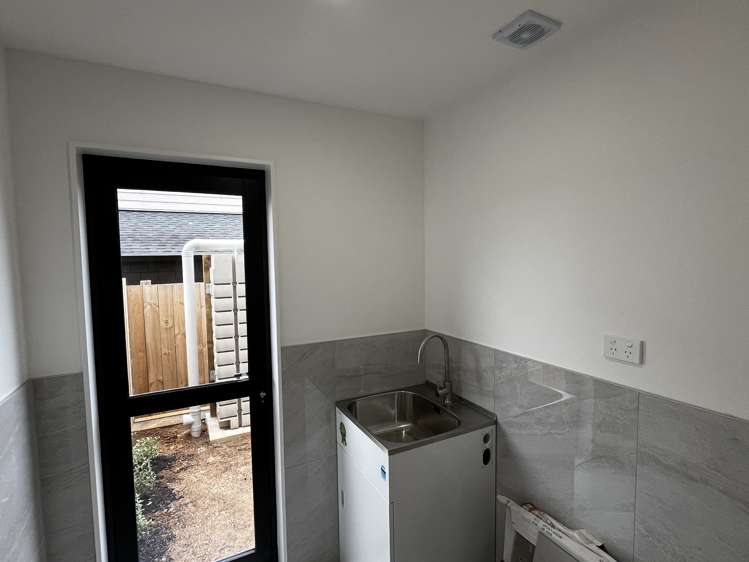 1/1 O'Connell Street Manurewa_14