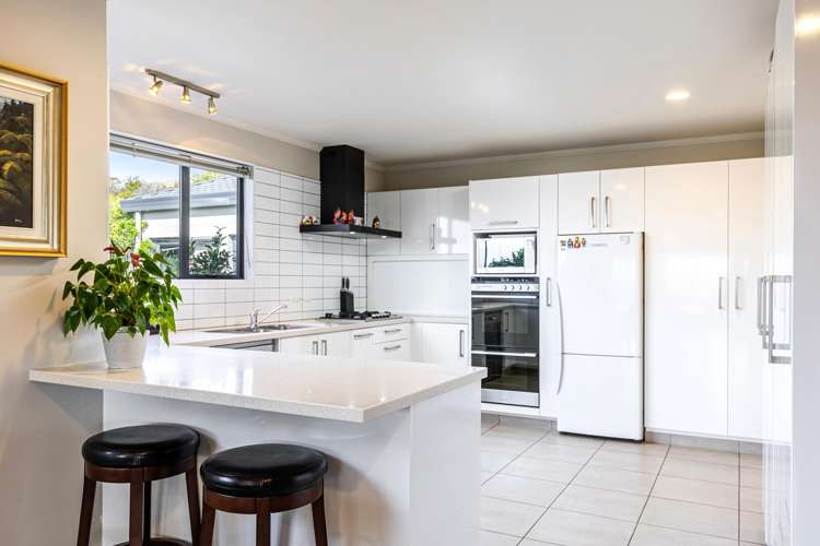 28 Elisha Drive Witherlea_10