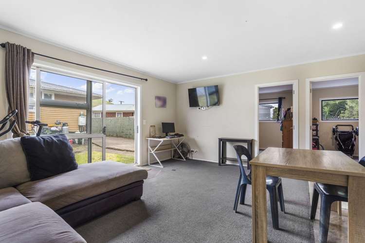 16 Toatoa Place Mangere Bridge_19