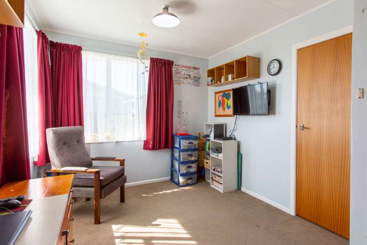 8 Madrid Street Dannevirke_11