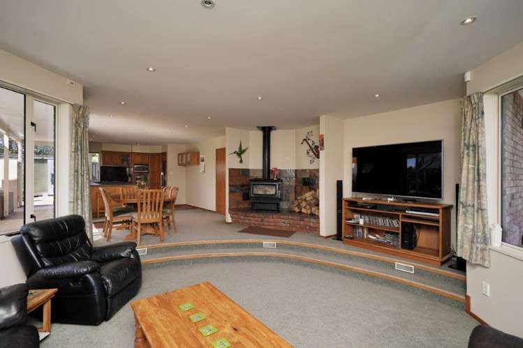 19 Littles Lane Woodend_6