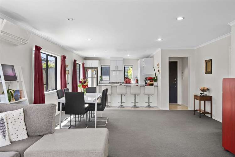 48 Ihimaera Terrace Leamington_8