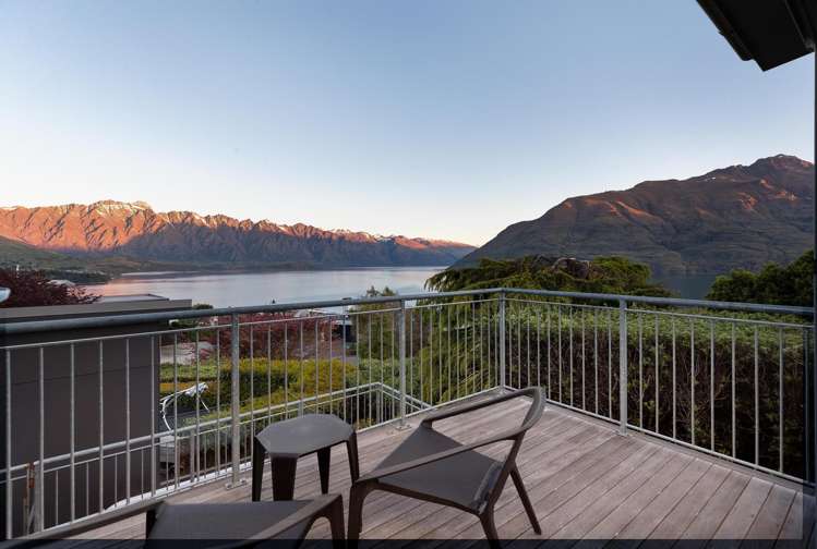 6 Whitbourn Place Queenstown_33