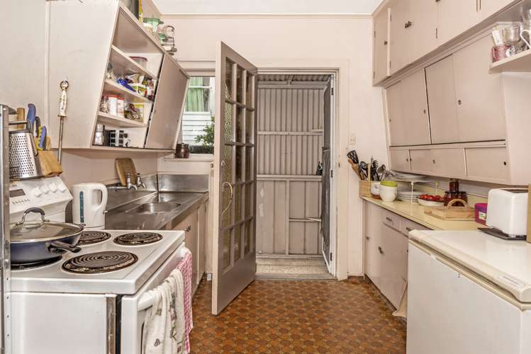 1 Rutene Road Kaiti_4