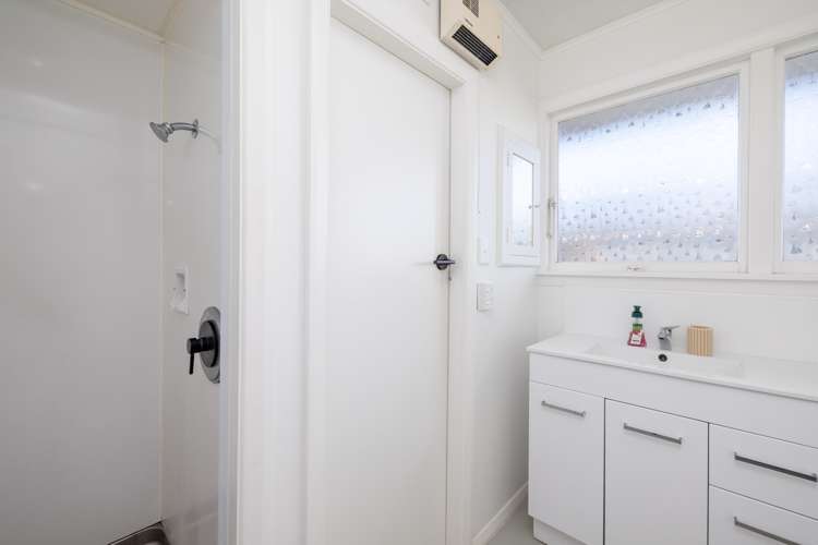 10 Fairford Street Bishopdale_11