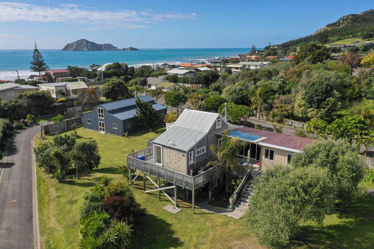 16 Lightning Ridge View Waimarama_9