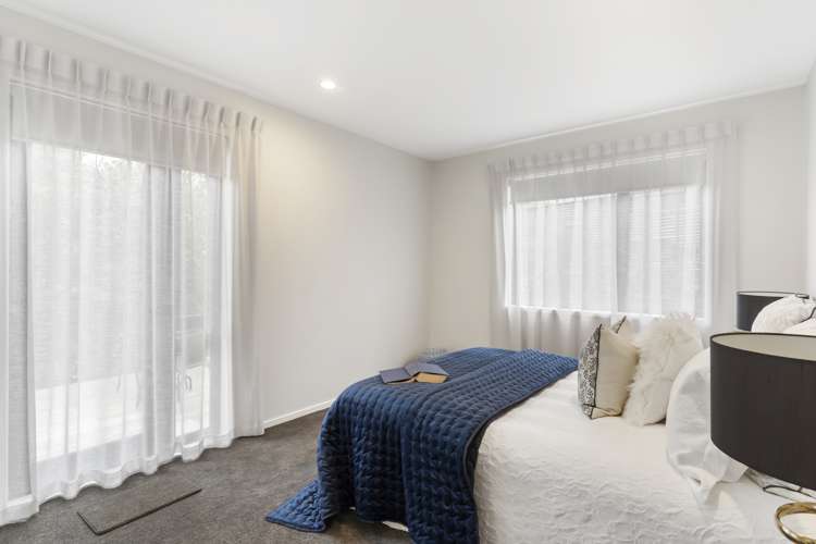 5a Beach Road Mellons Bay_11