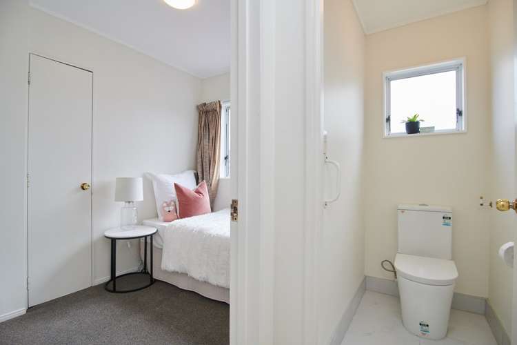 2/154 East Coast Road Forrest Hill_11