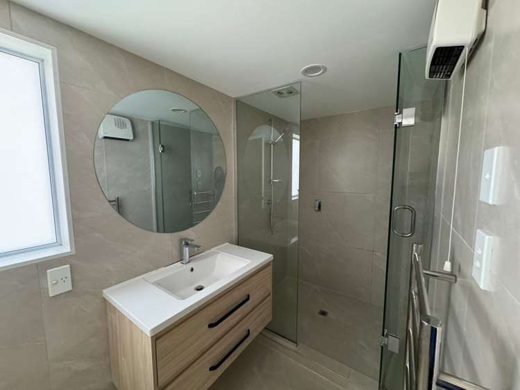 4a Pauline Place Bucklands Beach_6