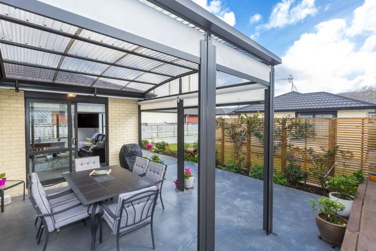 8a Savage Crescent Upper Hutt_15