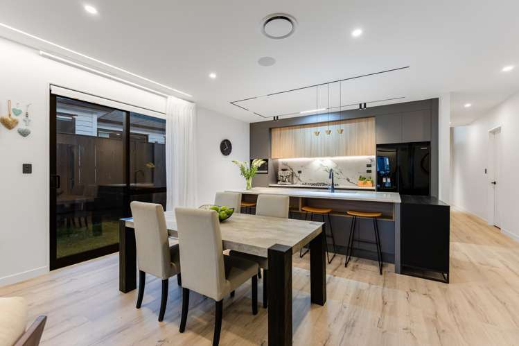 37 Matahae Crescent Milldale_13