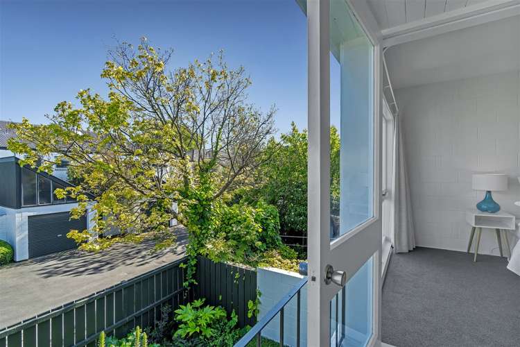 1/99 Aikmans Road Merivale_12