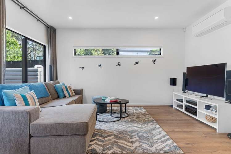 6 Reg Pearce Way Glen Innes_12