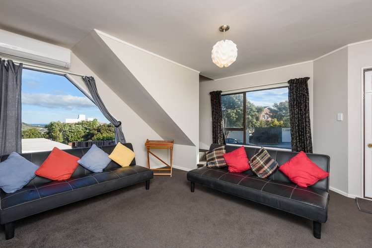 8 Rangitane Street Maupuia_10