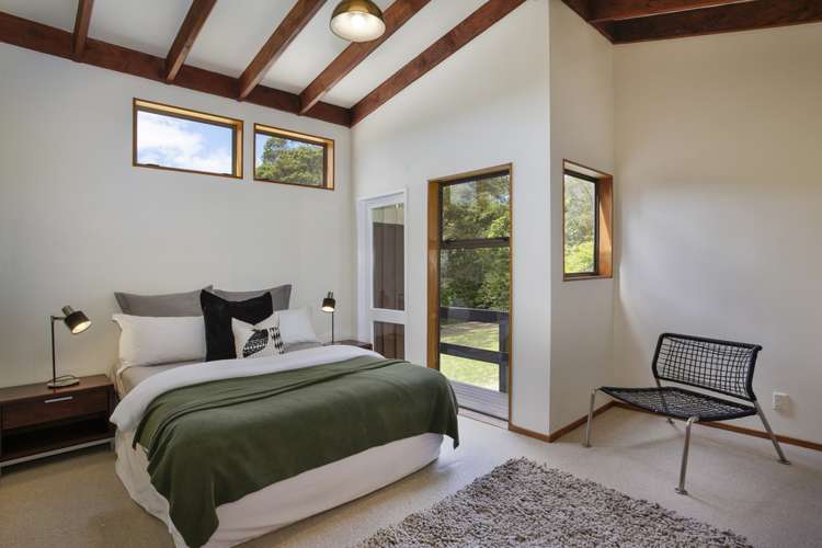 14 North Way Titirangi_10