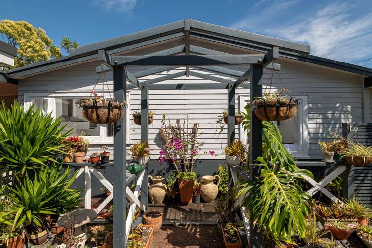 1/129 Edmonton Road Te Atatu South_4