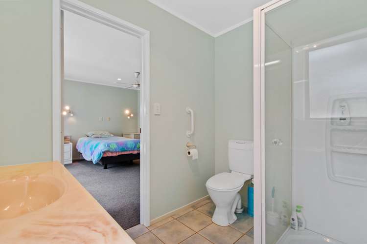 44 Springwater Thames_12