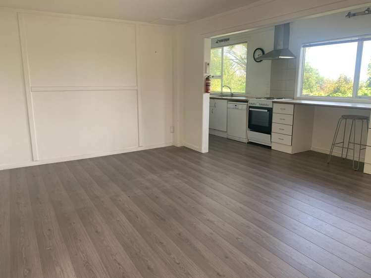 B/140 Attwood Road Paremoremo_8