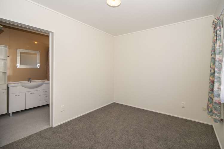 5 Birchwood Grove Richmond_7