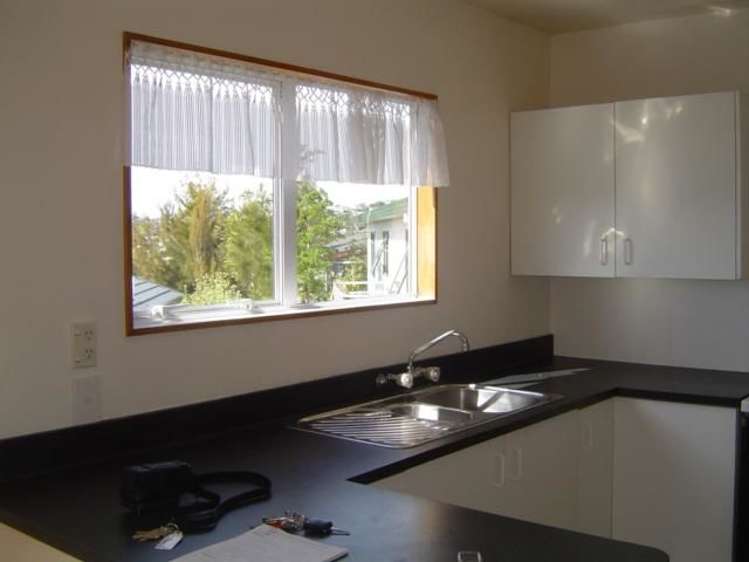 12a Jean Place Stanmore Bay_5