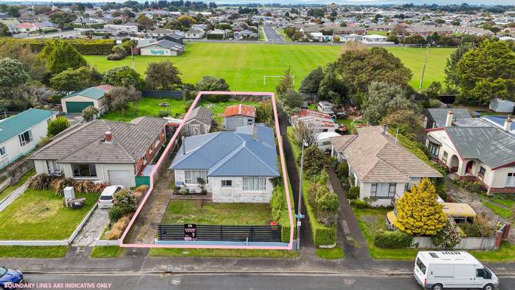 224 Pomona Street Strathern_28