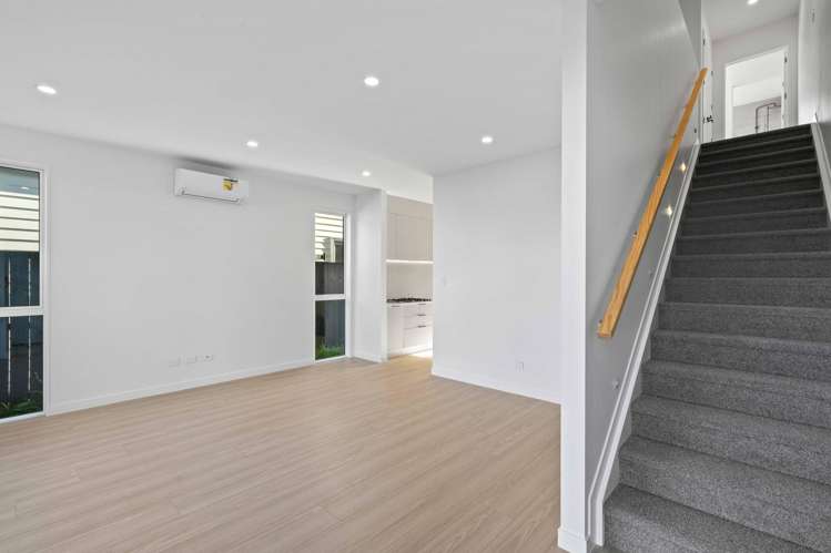 6 Yellow Pear Lane Karaka_6