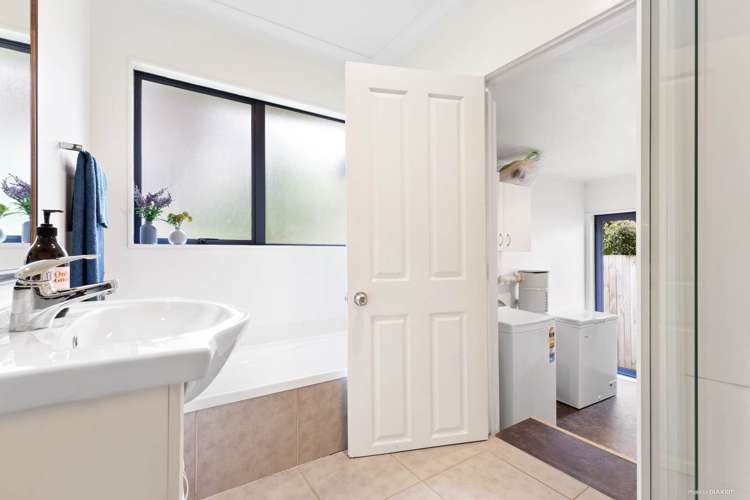 22 Milan Drive Glen Eden_14