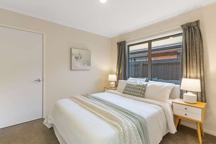 54 Skyhawk Road Wigram_16