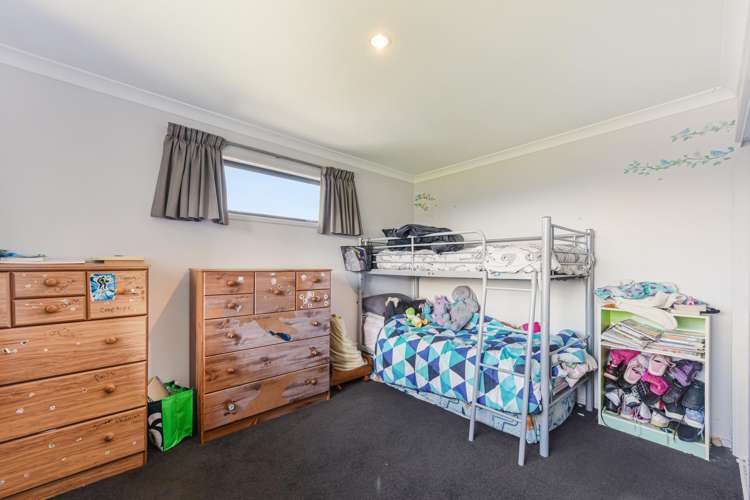 36 Saint Lawrence Street Toi Toi_9