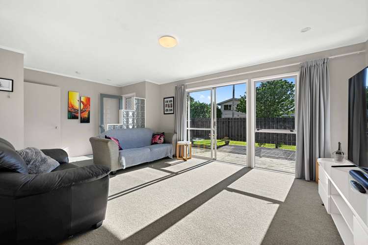 2 Montana Place Dinsdale_7