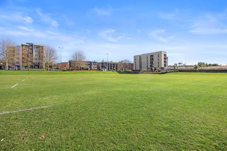 G03/36A Greenslade Crescent Northcote_16