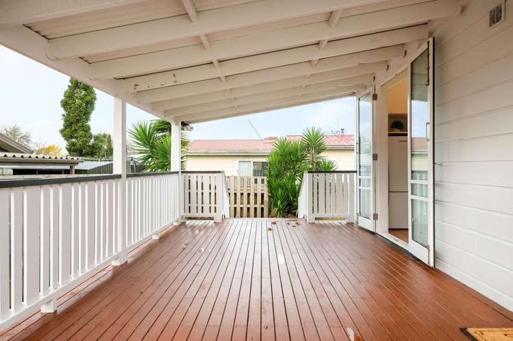 6 Johnson Street Dinsdale_12